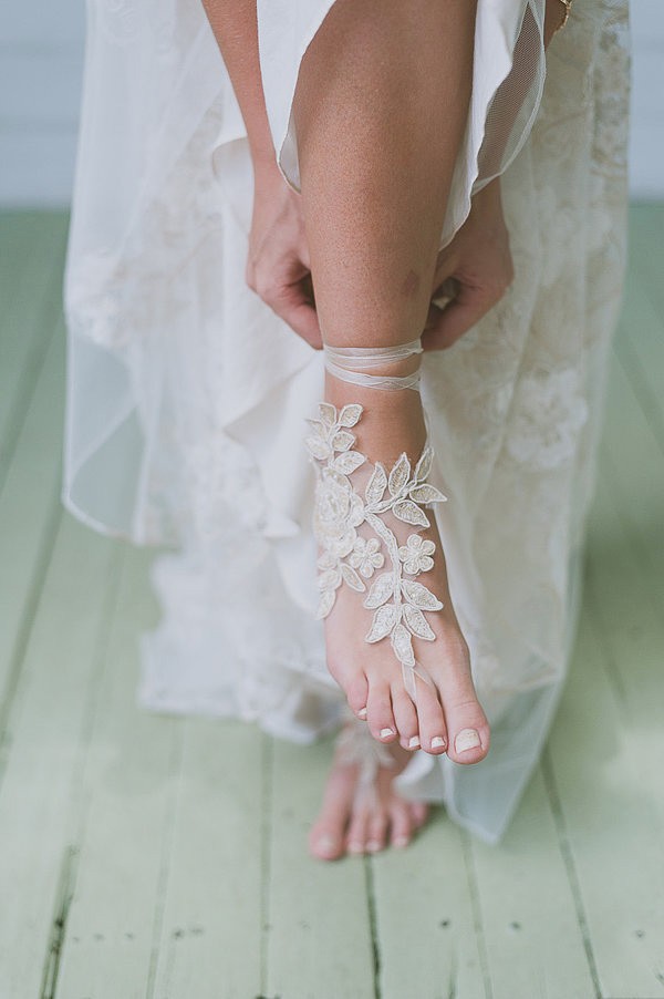 bare-feet-boho-wedding