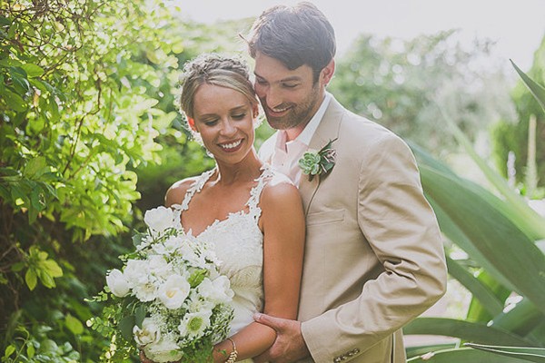 bare-feet-boho-wedding