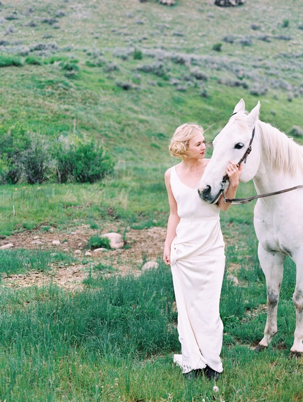 beautiful-old-english-wedding