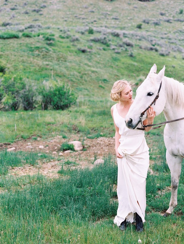 beautiful-old-english-wedding