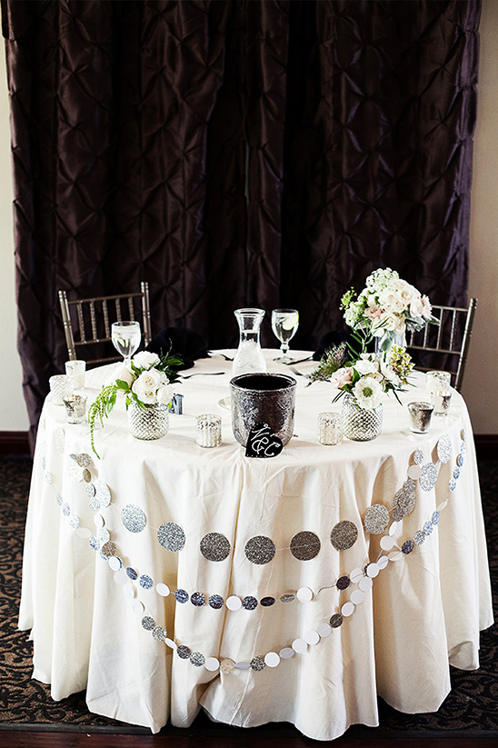 silver sweetheart table