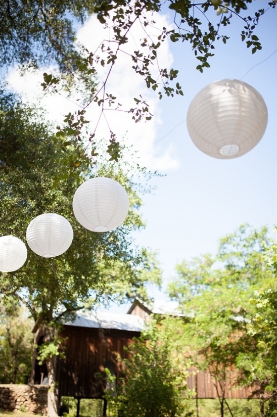 paper lantern wedding decor