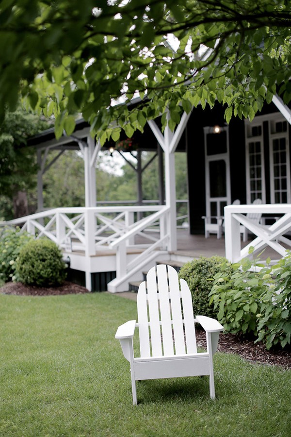floral-filled-wedding-reception
