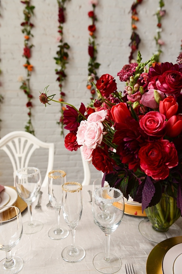 flower-filled-wedding-brunch