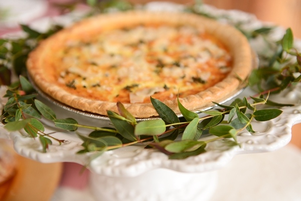 flower-filled-wedding-brunch