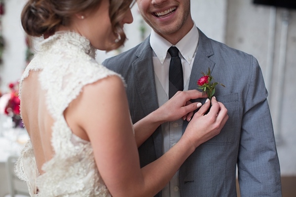 flower-filled-wedding-brunch
