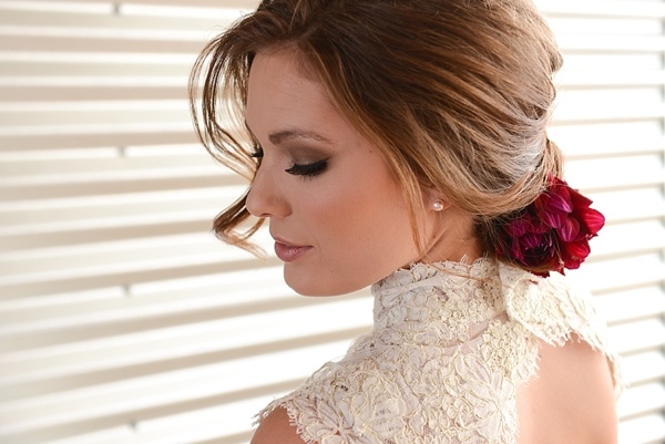 flower-filled-wedding-brunch
