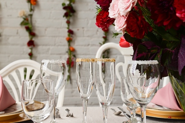 flower-filled-wedding-brunch