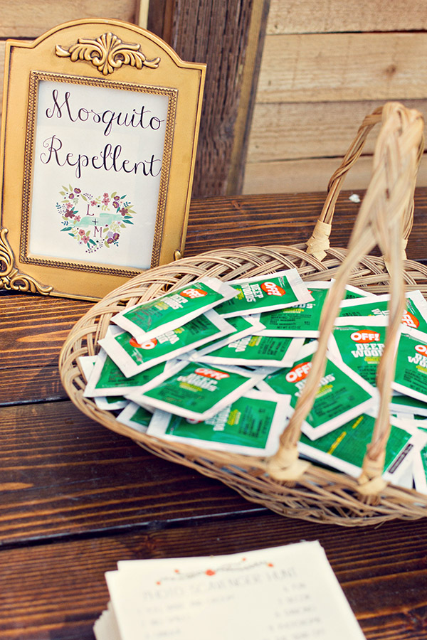 fun-and-funky-backyard-wedding