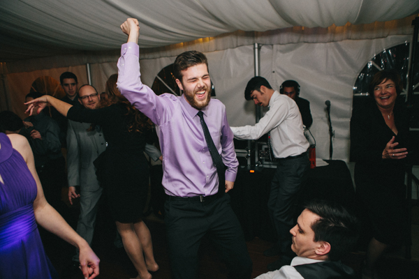hands-on-wedding-full-of-love