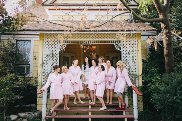 hands-on-wedding-full-of-love