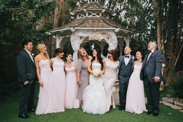 hands-on-wedding-full-of-love