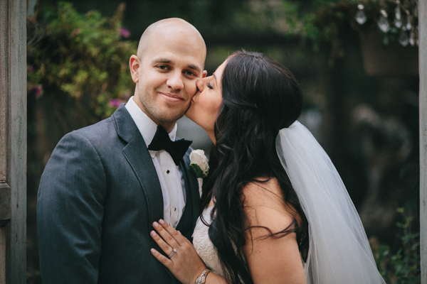 hands-on-wedding-full-of-love