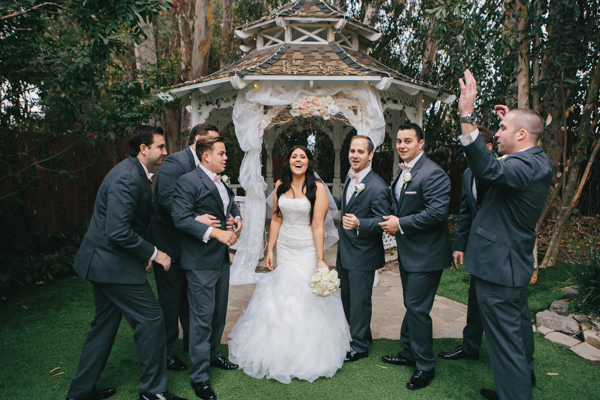 hands-on-wedding-full-of-love