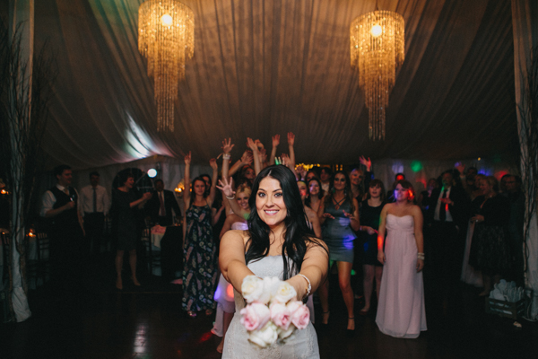 hands-on-wedding-full-of-love