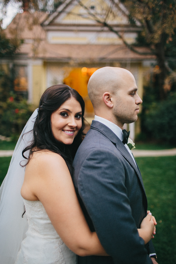 hands-on-wedding-full-of-love