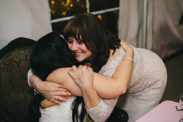 hands-on-wedding-full-of-love