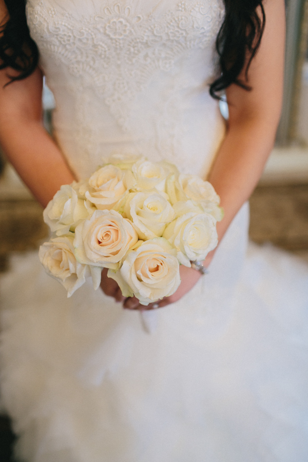 hands-on-wedding-full-of-love