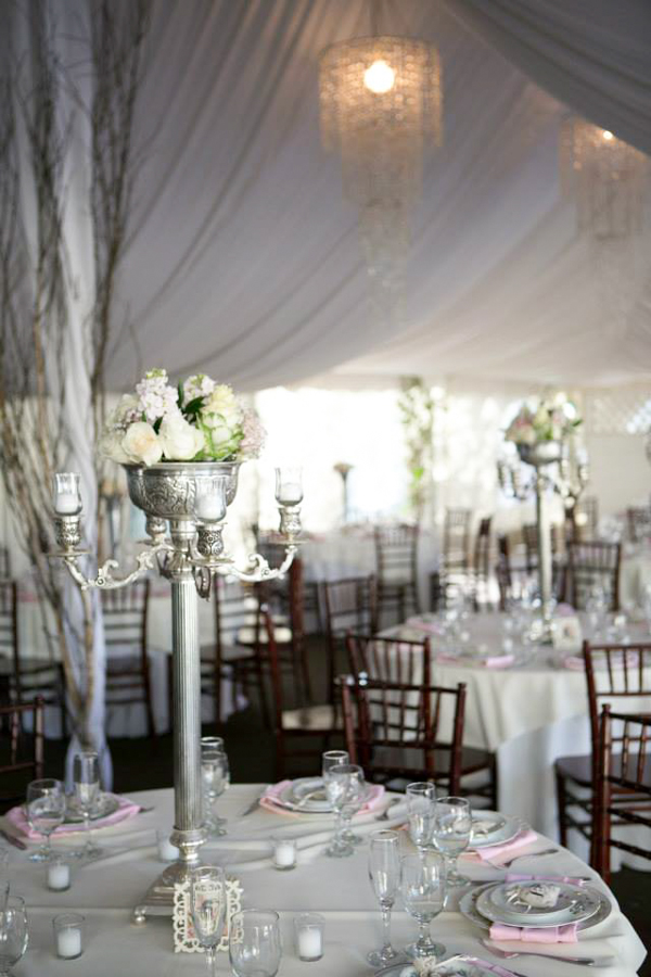 hands-on-wedding-full-of-love