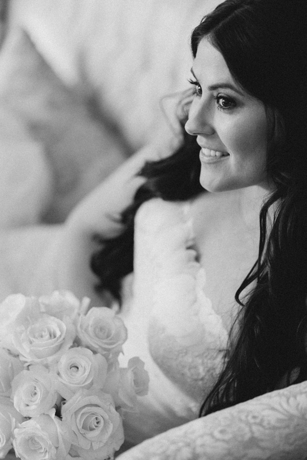 hands-on-wedding-full-of-love