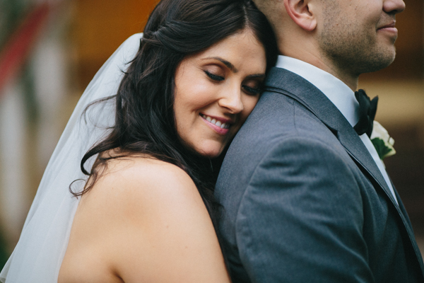 hands-on-wedding-full-of-love