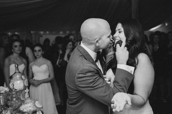 hands-on-wedding-full-of-love