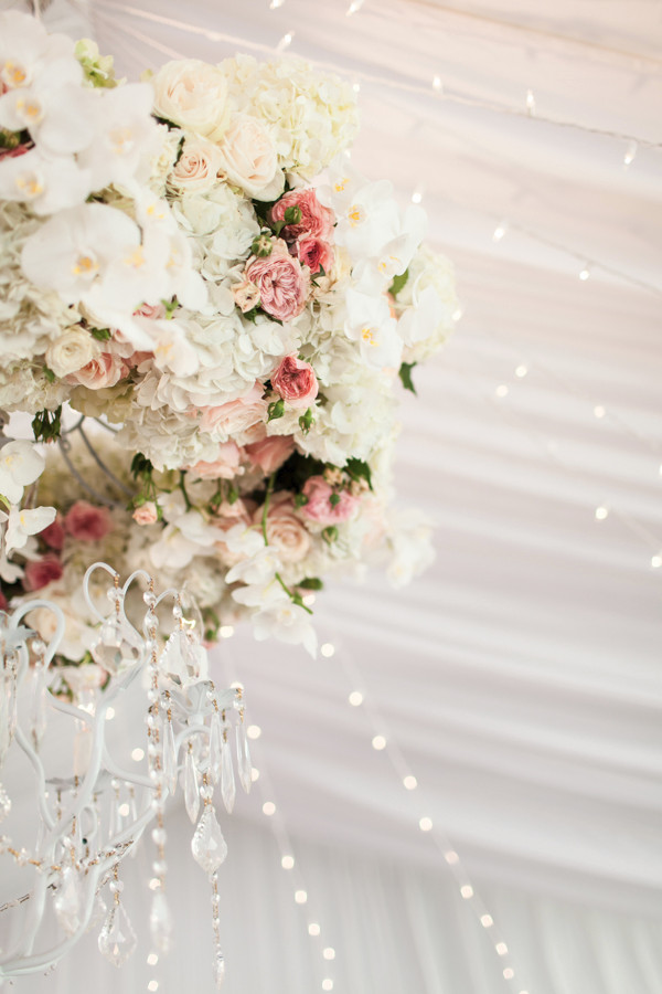how-to-pick-the-perfect-wedding-florist