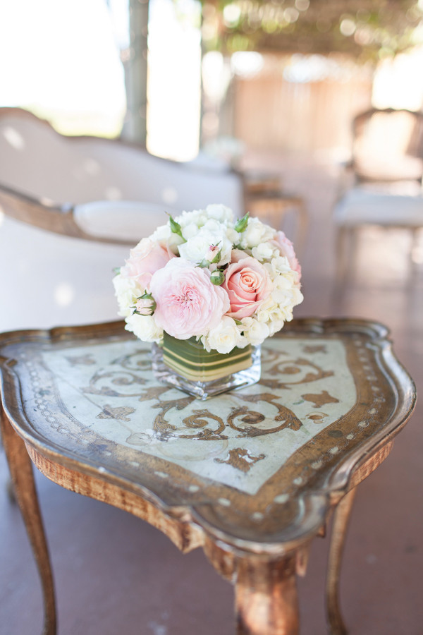how-to-pick-the-perfect-wedding-florist