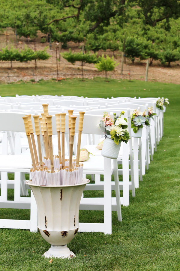 mint-and-white-wedding-in-malibu