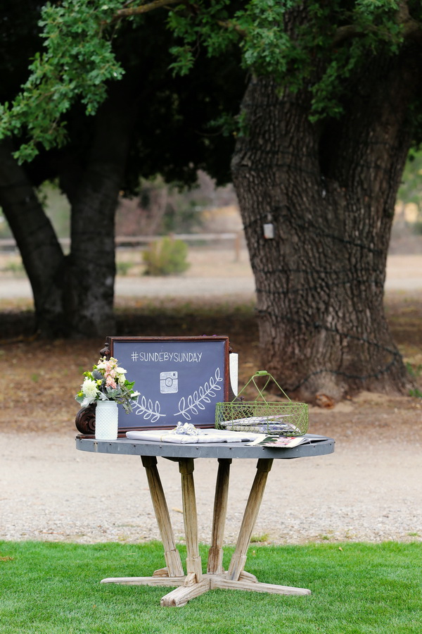 mint-and-white-wedding-in-malibu