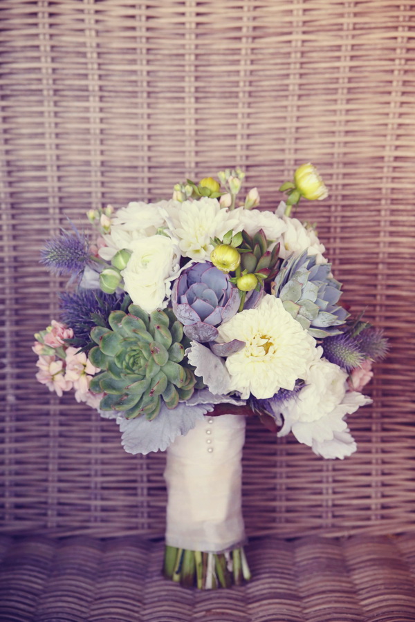 mint-and-white-wedding-in-malibu