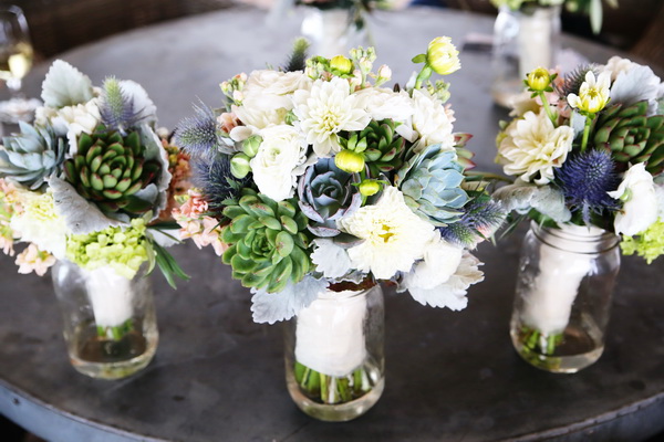 mint-and-white-wedding-in-malibu