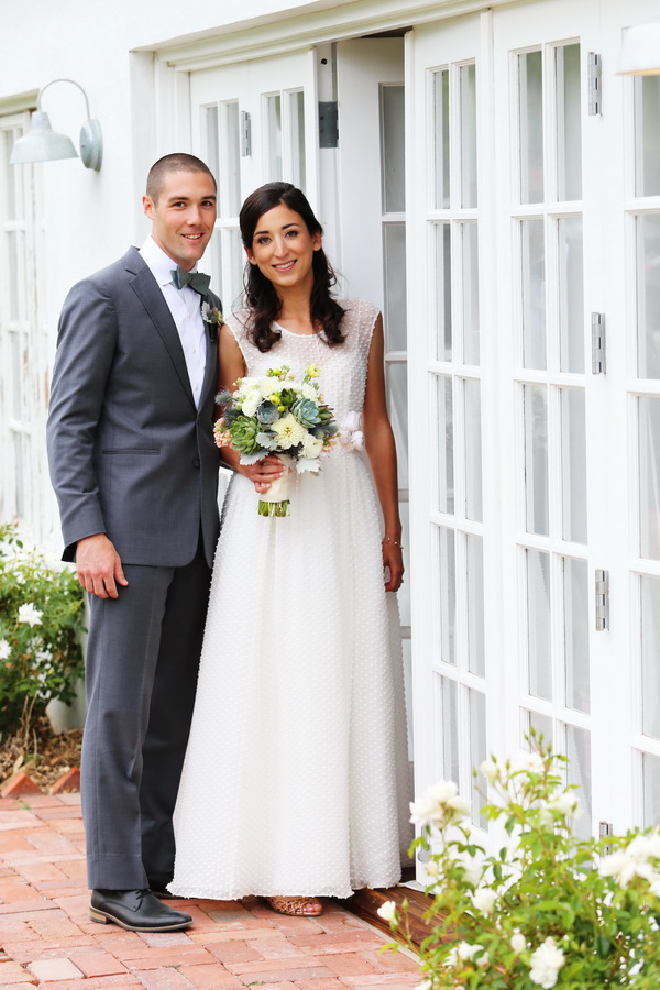 mint-and-white-wedding-in-malibu