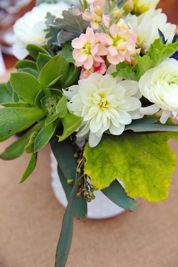 mint-and-white-wedding-in-malibu