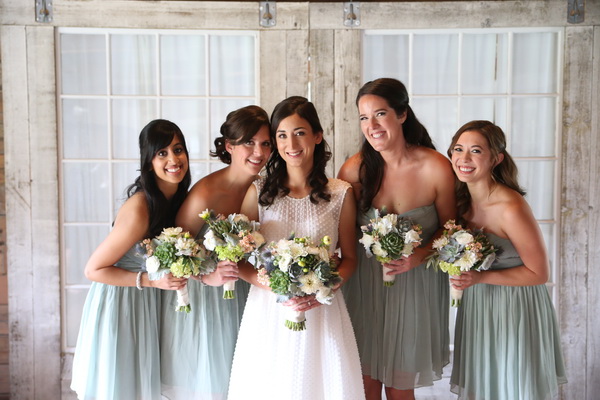 mint-and-white-wedding-in-malibu