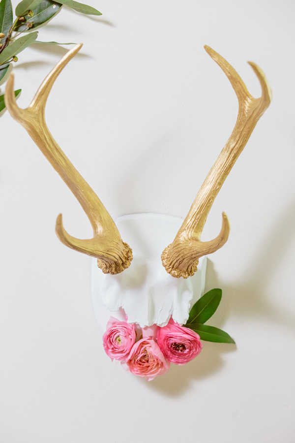 modern-meets-organic-spring-wedding