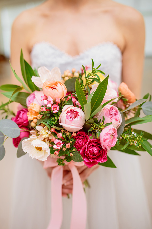 modern-meets-organic-spring-wedding