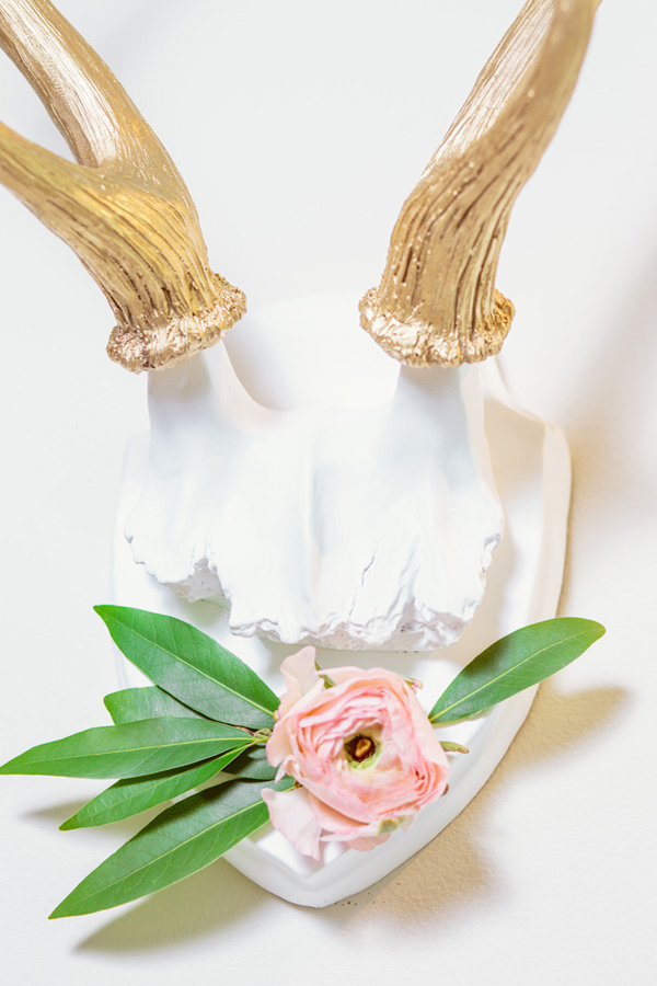 modern-meets-organic-spring-wedding