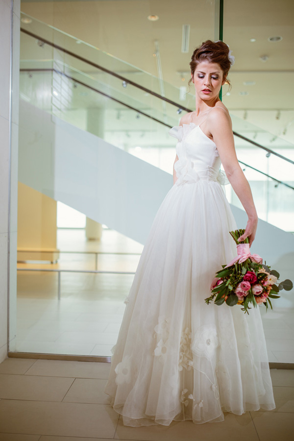 modern-meets-organic-spring-wedding