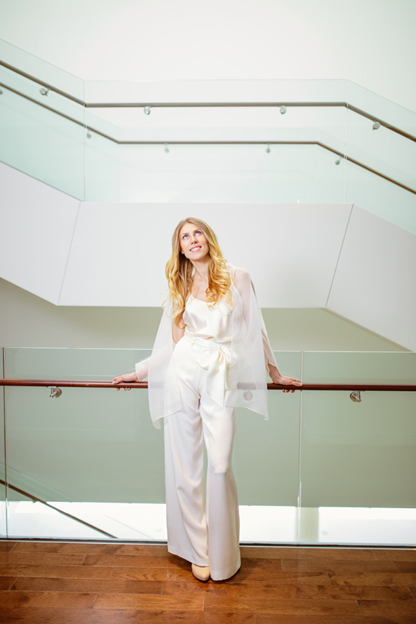 modern-meets-organic-spring-wedding