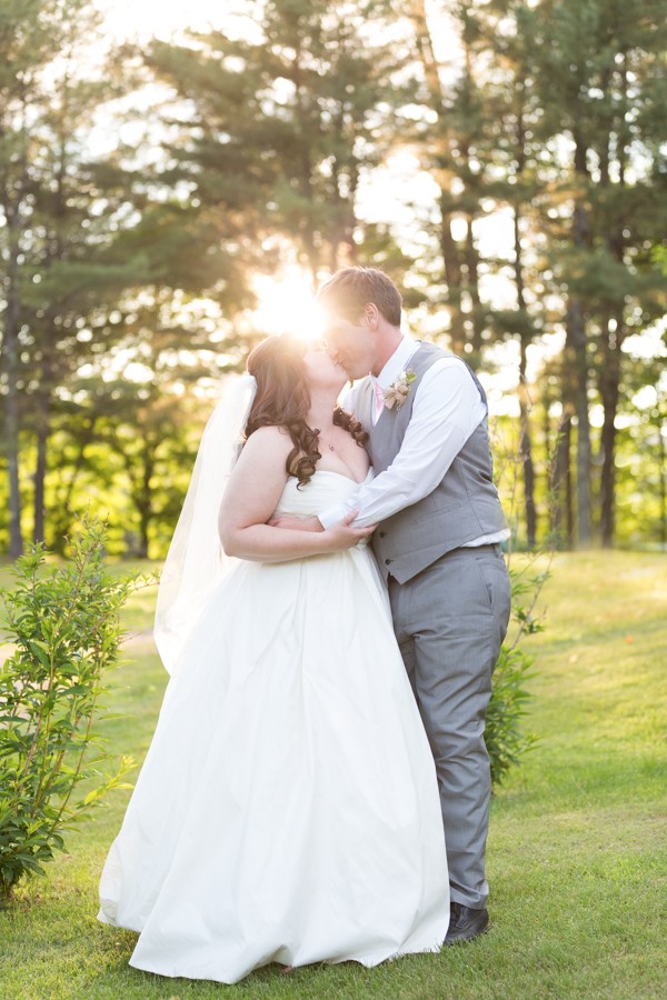 new-hampshire-chic-rustic-farm-wedding