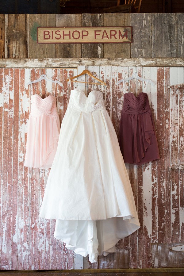 new-hampshire-chic-rustic-farm-wedding