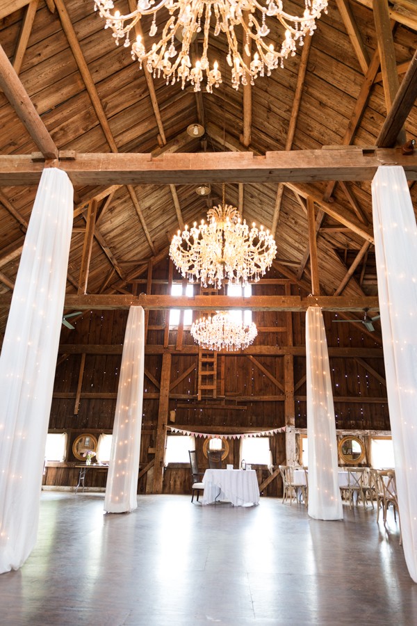 new-hampshire-chic-rustic-farm-wedding