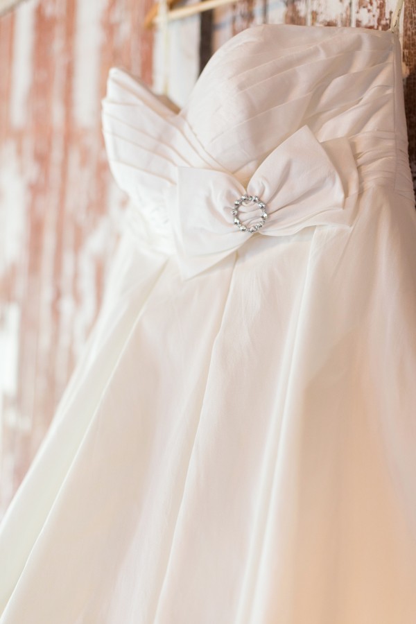 new-hampshire-chic-rustic-farm-wedding
