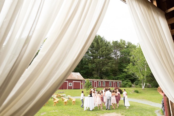 new-hampshire-chic-rustic-farm-wedding