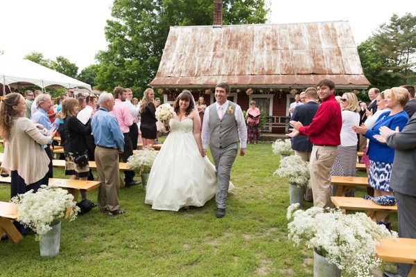 new-hampshire-chic-rustic-farm-wedding