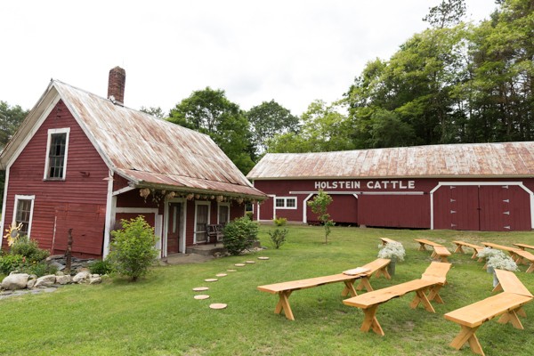 new-hampshire-chic-rustic-farm-wedding