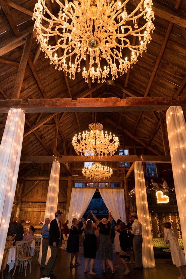 new-hampshire-chic-rustic-farm-wedding