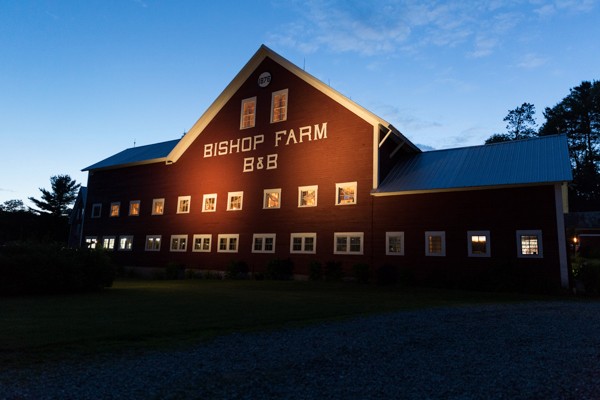 new-hampshire-chic-rustic-farm-wedding