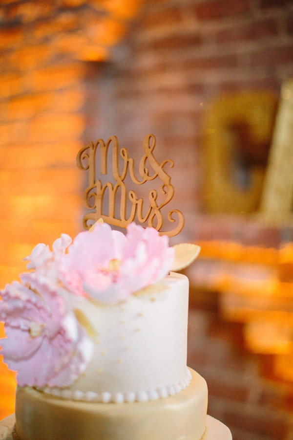 princess-pink-and-gold-wedding